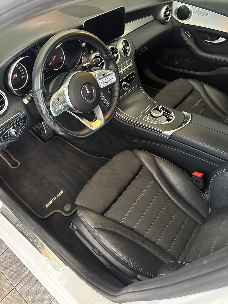 Tisztított Mercedes utastér